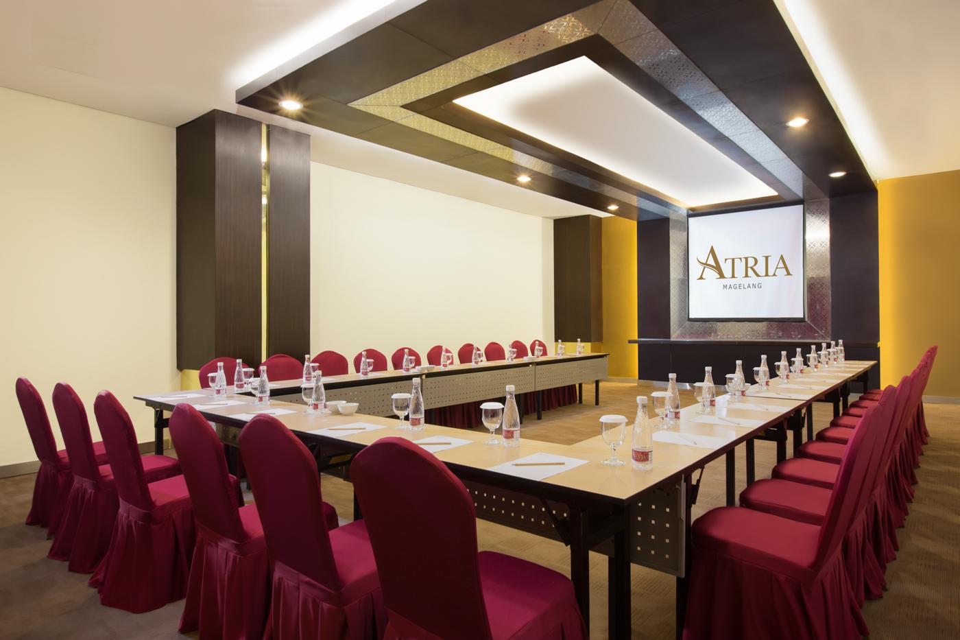 Atria Hotel Маґеланґ Екстер'єр фото
