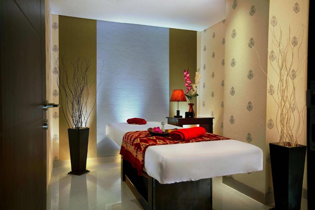 Atria Hotel Маґеланґ Екстер'єр фото