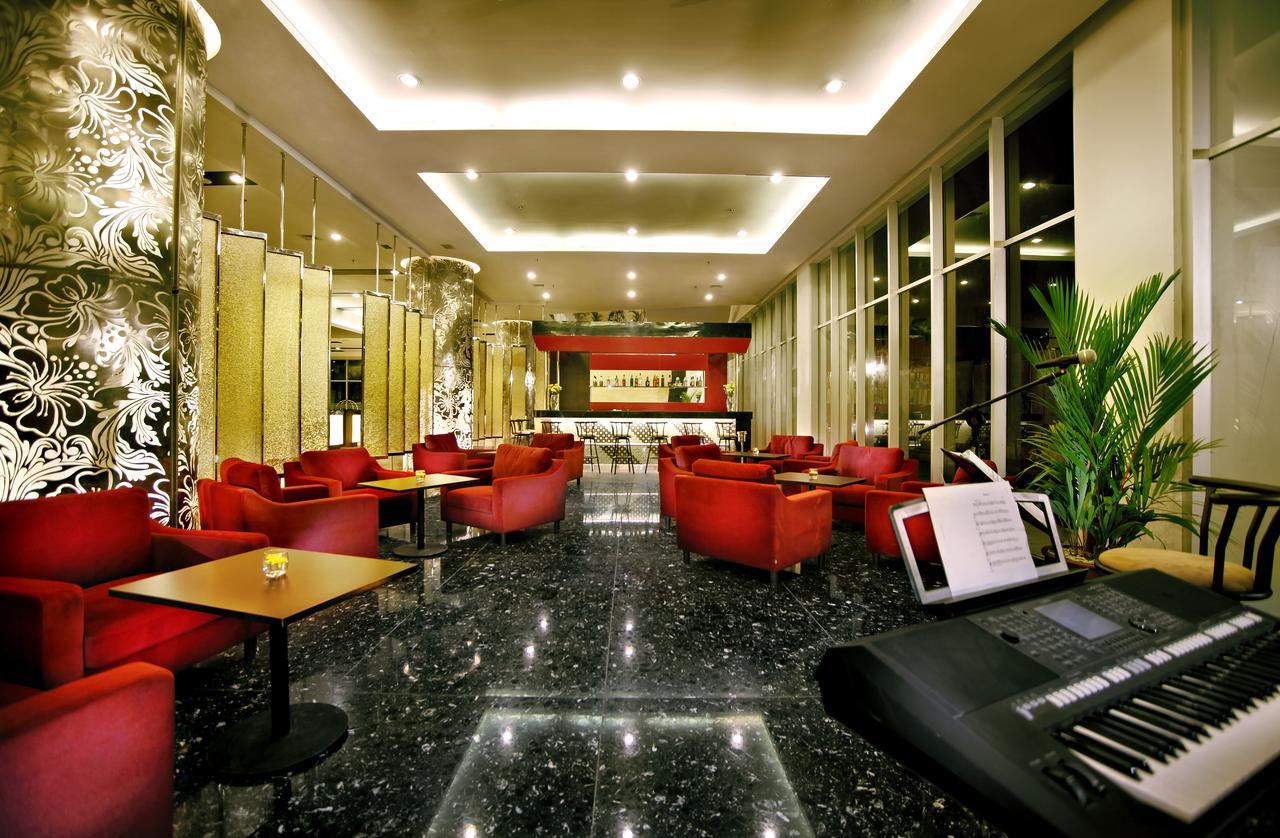 Atria Hotel Маґеланґ Екстер'єр фото