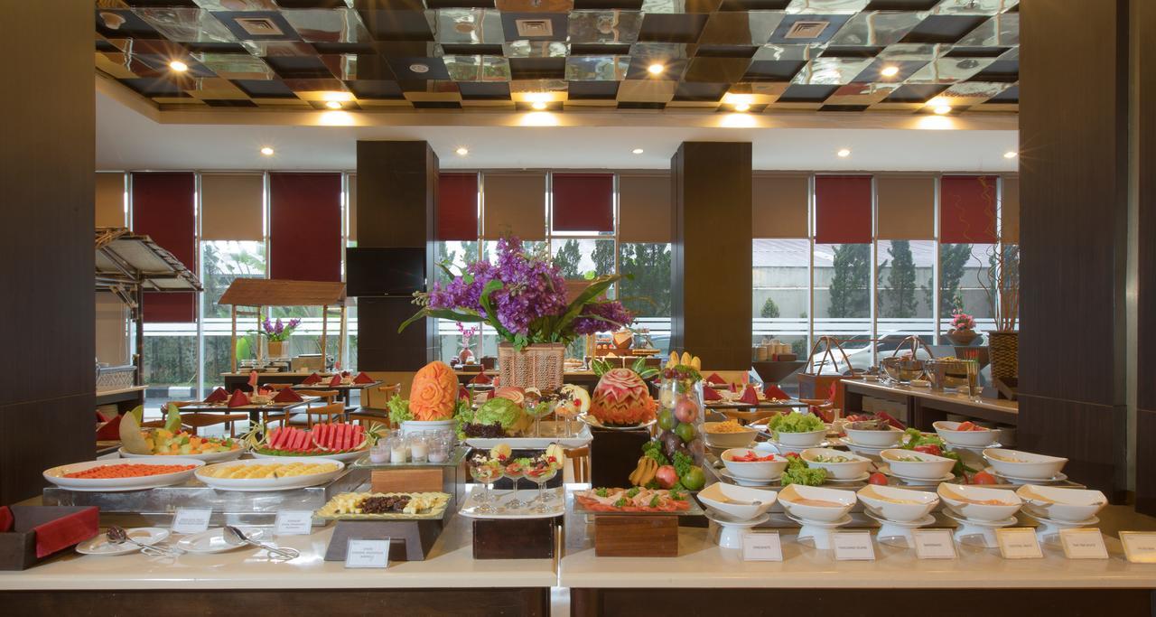 Atria Hotel Маґеланґ Екстер'єр фото