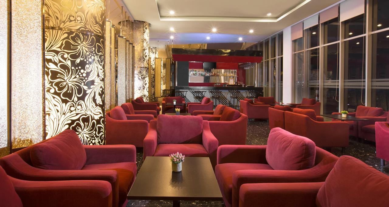 Atria Hotel Маґеланґ Екстер'єр фото