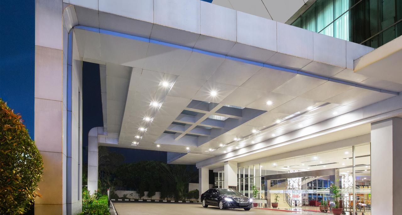 Atria Hotel Маґеланґ Екстер'єр фото
