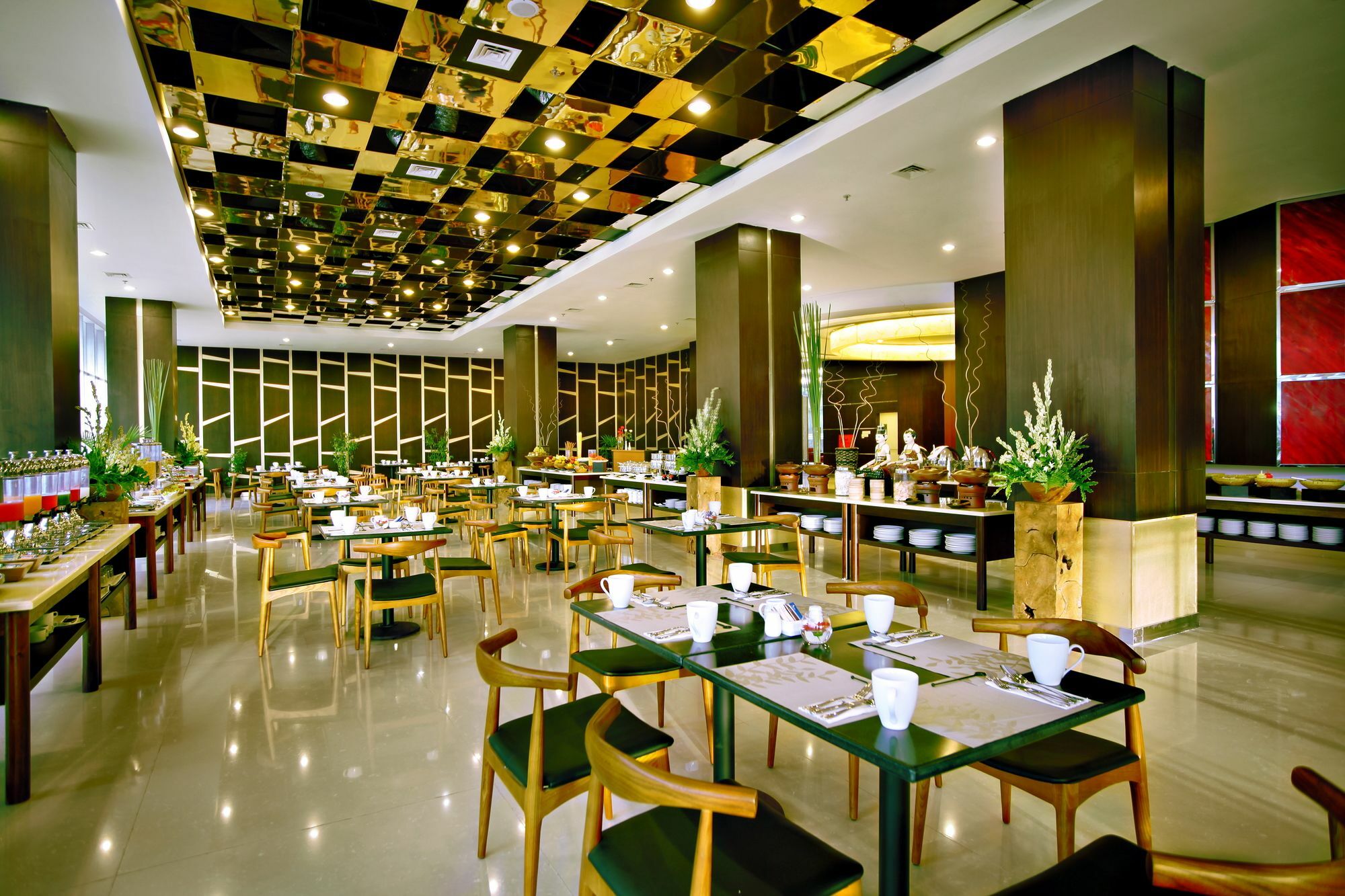 Atria Hotel Маґеланґ Екстер'єр фото